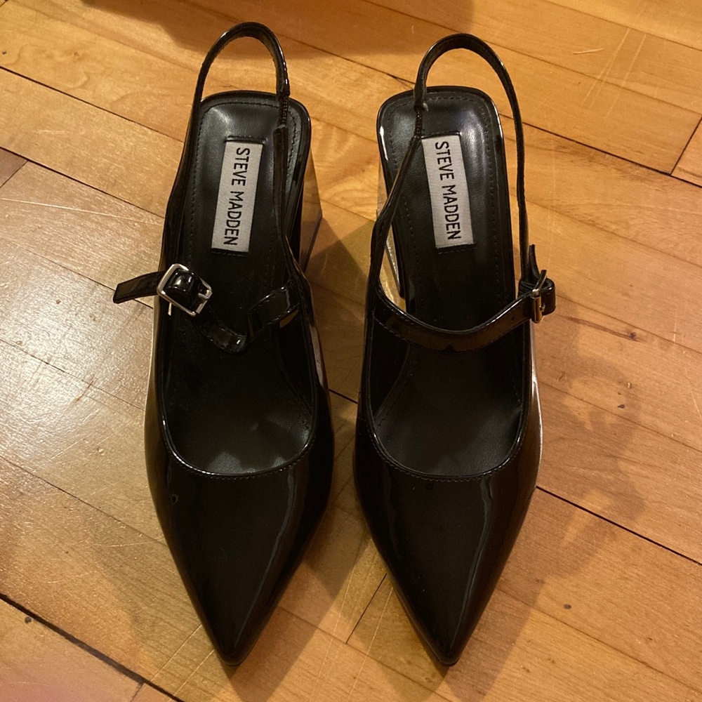 Steve Madden Glossy Black Pointed Heels